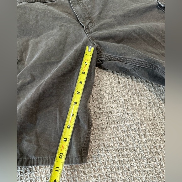 Carhartt Brown Cargo Shorts Durable Cotton Utilitarian Design - Picture 6 of 7